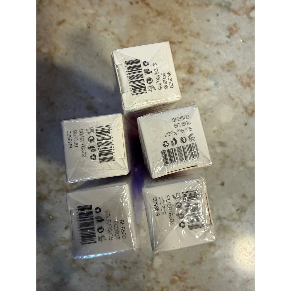 Barvena brightening lip